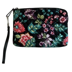 943.‎ Vera Bradley Black and Green Floral Clutch